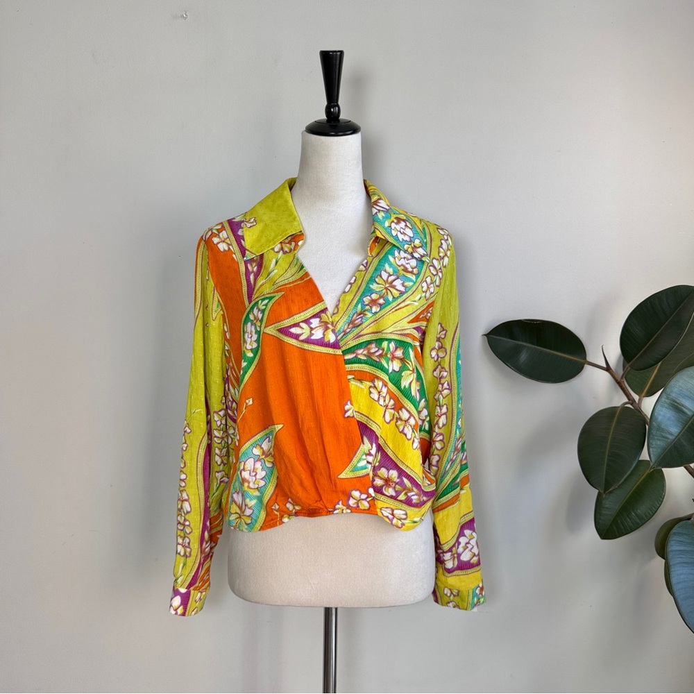 Haute Hippie Twist Front Cropped Blouse S - Picture 2 of 6
